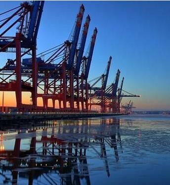 與上海進口代理公司合作對企業(yè)有哪些益處